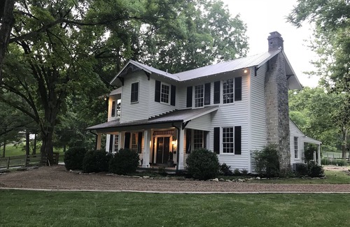 Bellevue Casa | Hows Manor - Granja histórica de lujo alrededor de 1840