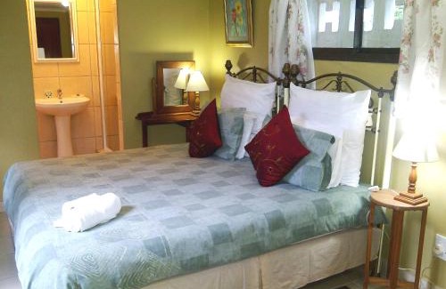 Bunkers Hill Hotel | Hoylake Inn