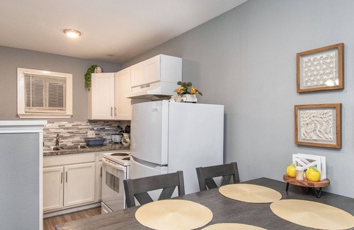Park Place Apartamento | HTX Spacious Apt Parking Near Dtown NRG