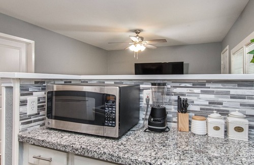 Park Place Apartamento | HTX Spacious Apt Parking Near Dtown NRG