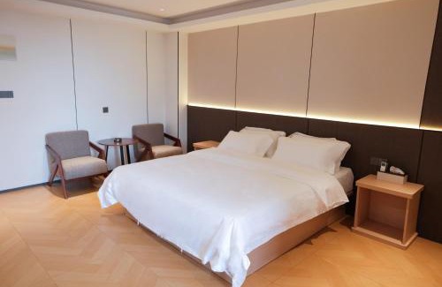 Baiyun Hotel | HuaHang Hotel - Free Shuttle&Free Breakfast - Guangzhou Baiyun International Airport