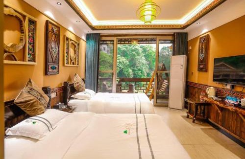 Xiangxi Casa | Huaqianshu Theme Inn 高铁免费接站或送站一次