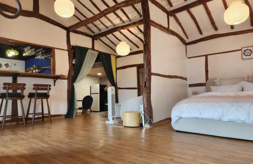 Buan-gun Casa | Hue Hanok Guesthouse