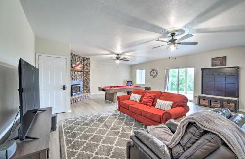Blairsville Casa | Huge Blairsville Cabin Game Room and Mtn View!