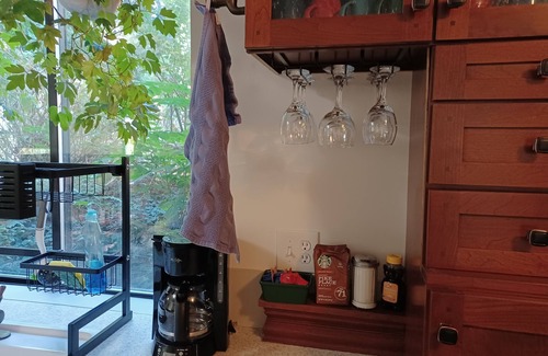 South End Casa | Huge private duplex. Artist's details. Easy! Fun!.