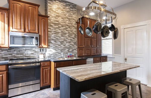 Highlands Casa | Enorme casa histórica remodelada, a pie de todo!