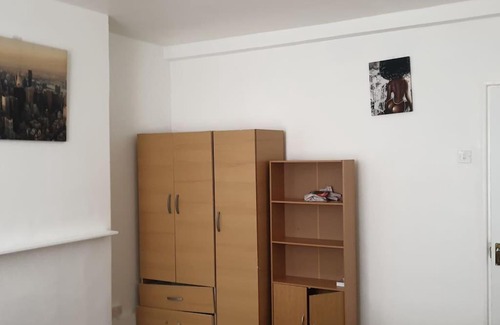 Elephant and Castle Apartamento | Huge Room by London Bridge - King sized Bed
