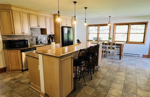 Fairport Casa | Enorme Village Home En El Canal Erie!