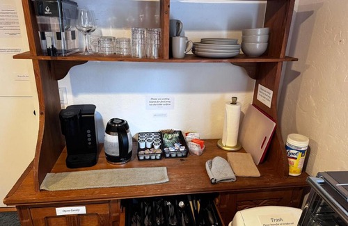 Jacoby Creek Casa | Humboldt Haven- Gorgeous Home for 10 w Gardens, Firepits, Forest & Bay Views