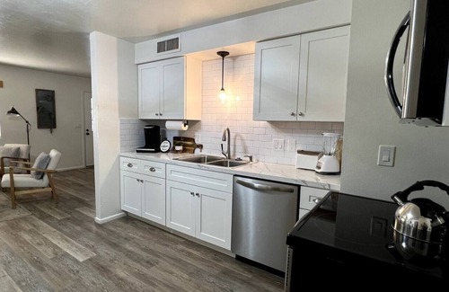 Sahuarita Apartamento | Hummingbird Haven Retreat - Quiet 2 bedroom Town