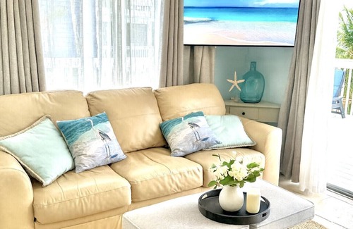 North Captiva Casa | Hummingbird Hideaway Includes Golf Cart 300 Steps to Beach