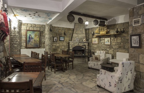 Adatepe Hotel | Hunnaphan Otel