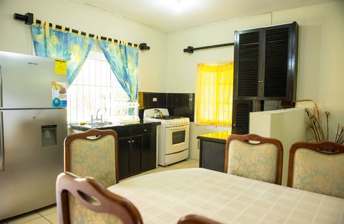 Priory Casa | Hunny Bay Resort