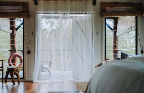 Lovedale Villa | Hunter Valley's Most Beautiful Stay, Bathhouse 4 at Leaves and Fishes