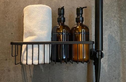 Ashford Casa | Hunters Cabin - Rustic farm stay