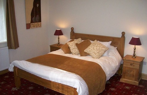 Wincanton Hotel | Hunters Lodge Inn