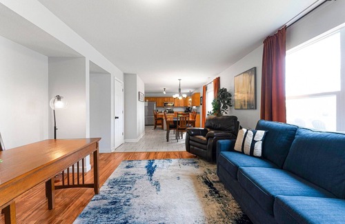 Huntertown Casa | Huntertown 4 Bed! Pets LOVE Fenced Yard & Fire Pit