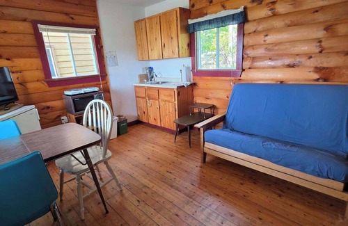 Hunts Point Cabina | Hunts Point 1-BR Coastal Retreat - Cottage # 6