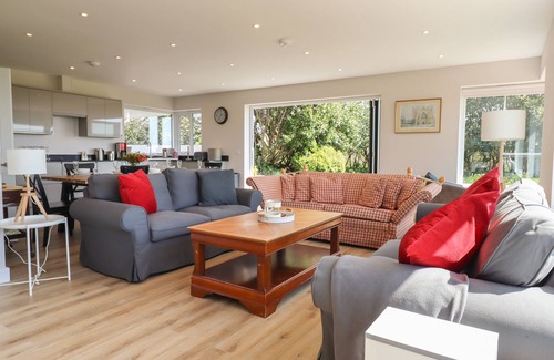Tavistock Casa | HURDWICK LODGE, pet friendly, character holiday cottage in Tavistock