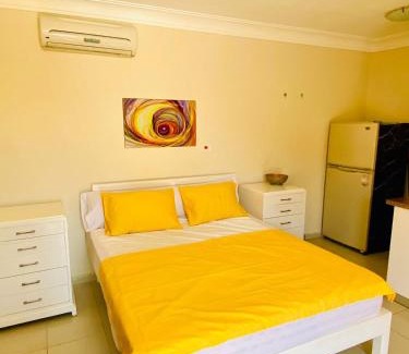 Village Road Chalet De Esquí | Hurghada-Magawish Studio 2