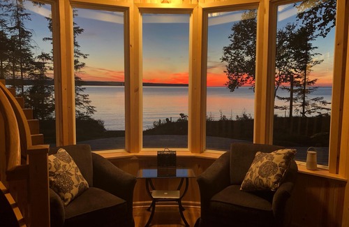 Big Bay Cabina | Huron Horizons - Magníficas puestas de sol sobre Big Bay del Lago Superior