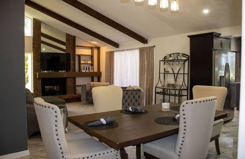 Lochmoor Waterway Estates Casa | Hurricane Victim special offer Pool Home Nestled on the Golf Course