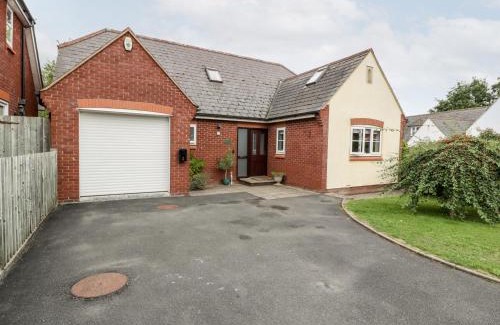 Ewyas Harold Casa | Hurst Green