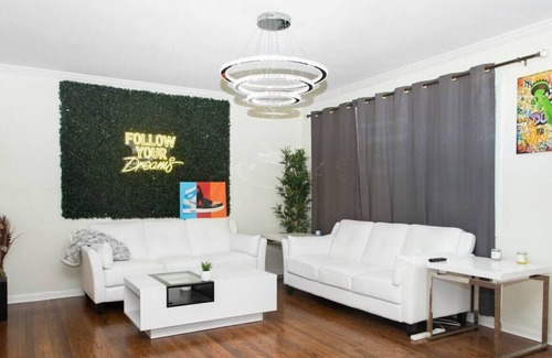 Collier Heights Casa | Hustle House of Atlanta