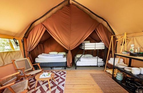 Lower Lake Otro | Huttopia Wine Country