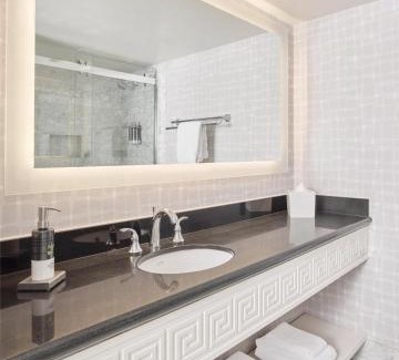 Ocean Park Hotel | Hyatt Centric Delfina Santa Monica