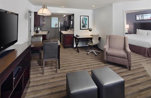 Belmont Hotel | Hyatt House Belmont Redwood Shores