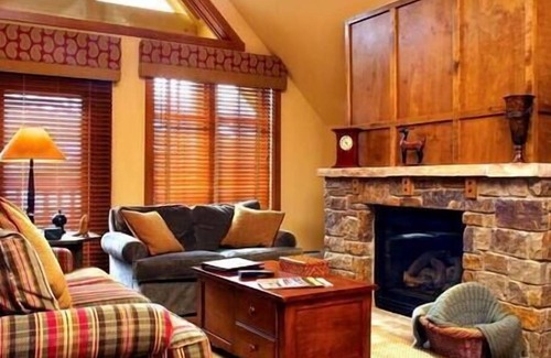 Historic District Hotel | Hyatt Main St. Station Resort, Hot Tub, Pool