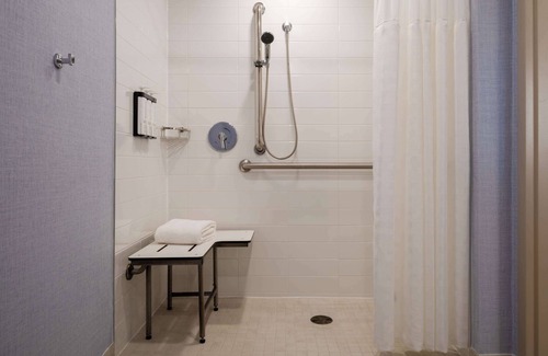 Pineapple Grove Arts District Hotel | Hyatt Place Delray Beach