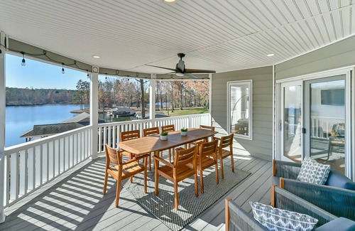 Semora Casa | Hyco Lake’s Crystal Haven | Hot-tub | Large Dock