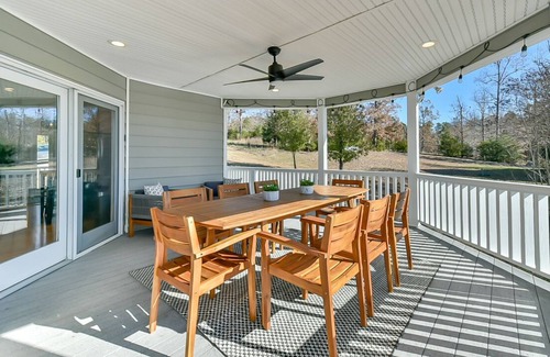 Semora Casa | Hyco Lake’s Crystal Haven | Hot-tub | Large Dock