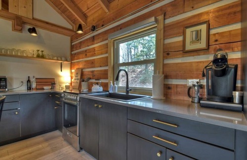 Cashes Valley Cabina | Hygge House | Free Night Offer!