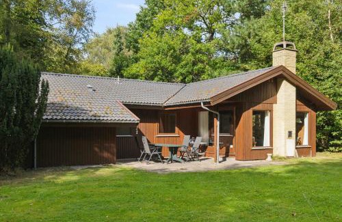Rrvig Casa | Hyggeligt Sommerhus På Naturgrund Tæt På Dybesø