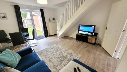 Colchester Casa | Hythe House - Stylish Stay for Families & Groups by Catchpole Stays