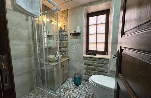 Kilitbahir Koyu Hotel | İlia Konak