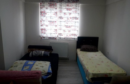 Nilufer Apartamento | I live alone, would you like to be my guest
