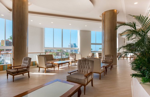 San Eugenio Complejo | Iberostar Waves Bouganville Playa
