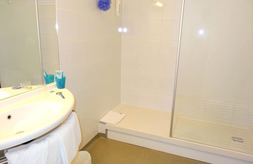 Saint-Thibault-des-Vignes Hotel | ibis budget Marne la Vallée