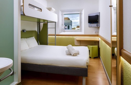 London Borough of Hounslow Hotel | ibis budget London Hounslow