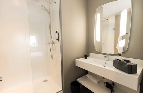 Saint-Herblain Hotel | ibis Nantes Saint Herblain