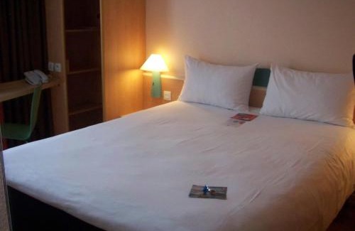 Quartier Sainte-Marguerite Hotel | ibis Paris Bastille Faubourg St Antoine