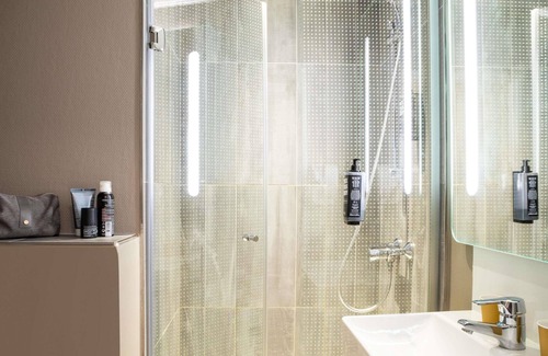 18th Arrondissement Hotel | ibis Paris Ornano Montmartre Nord 18ème