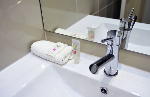 Melbourne Central Business District Hotel | ibis Styles Kingsgate