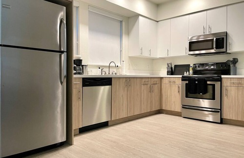 San Jose Casa | Iconic 2A San Jose Home w/ Pool, Gym, & AC!