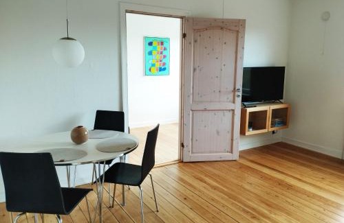 Varde Apartamento | id201 Vinkelvej 19 1sal th