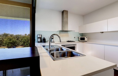 Vau Casa | ID57 Villa Moura, Luxury 3 Bedroom Villa w Pool & Golf near Obidos